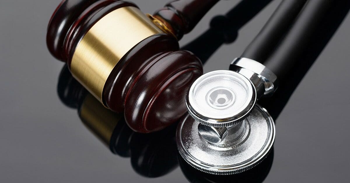 Kanada führt einen totalen Krieg gegen Ärzte und Anwälte, die sich dem staatlichen Narrativ widersetzen (Interview)